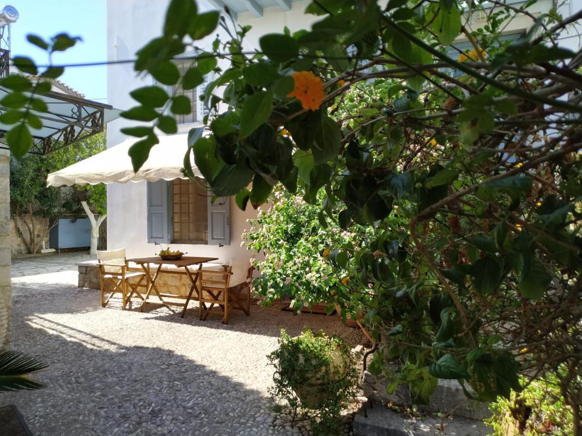 Liknon Guesthouse Villa Γαλαξίδι Εξωτερικό φωτογραφία